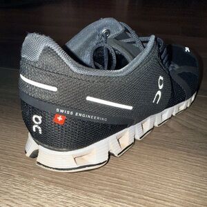 On Cloud 5 Athletic Shoes